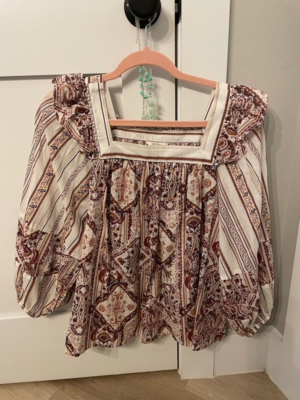 est 1946 Bohemian cotton Peasant Blouse - M